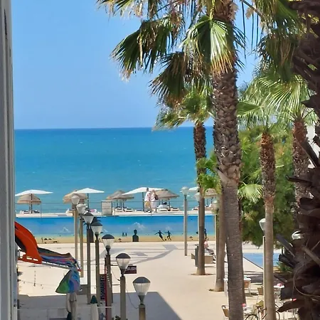 Apartment Ferias Perfeitas A Poucos Metros Do Mar Em Quarteira!