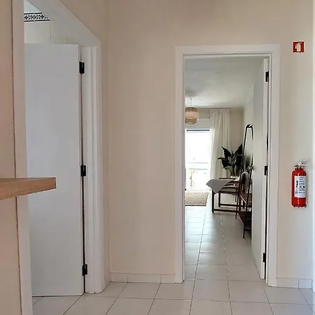Perfeitas A Poucos Metros Do Mar Em Quarteira! Apartamento *