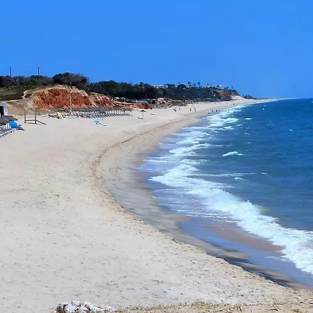 Appartement Ferias Perfeitas A Poucos Metros Do Mar Em Quarteira! *