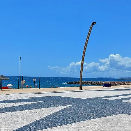 Апартаменты Ferias Perfeitas A Poucos Metros Do Mar Em Quarteira! Картейра